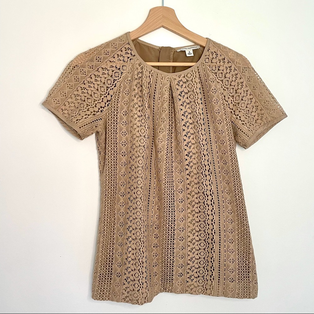 Banana Republic Tan Lace Short Sleeve Blouse